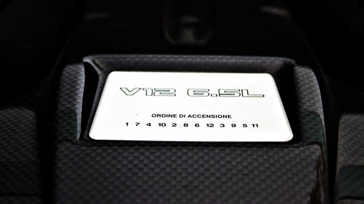 V12 6.5L Lamborghini ordre d'allumage