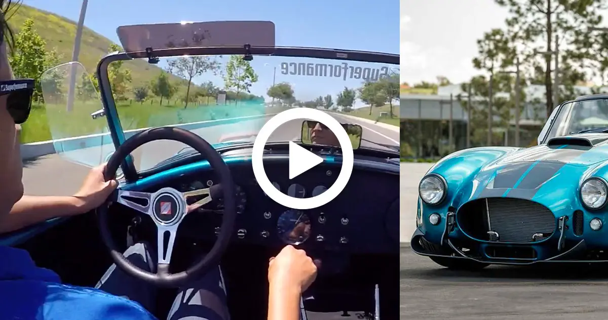 Superformance MKIII-R, version moderne de la Shelby Cobra : photos, vidéo, caractéristiques et prix