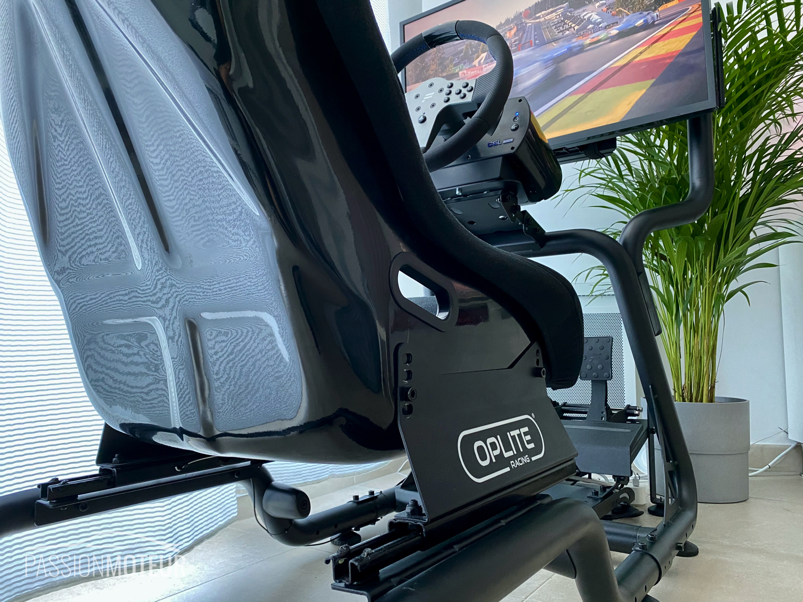 Test OPLITE GTR Racing : un cockpit de simracing à l'excellent rapport  qualité/prix
