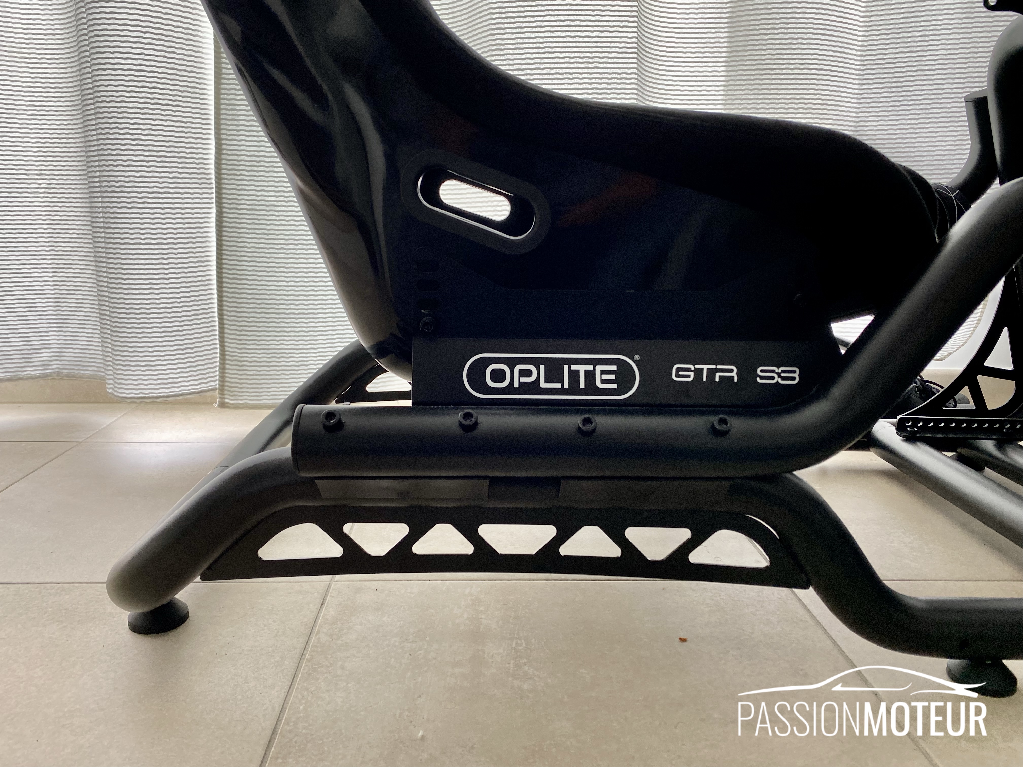 Test OPLITE GTR S3 Ultimate Racing Cockpit : le cockpit de simracing  parfait ?